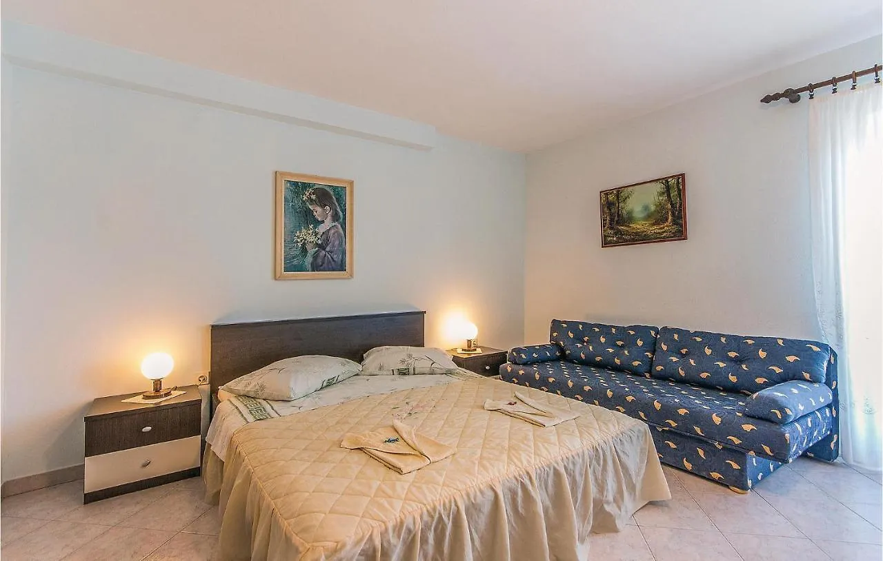 Stunning Apartment In Vrsar With House Sea View Croatia