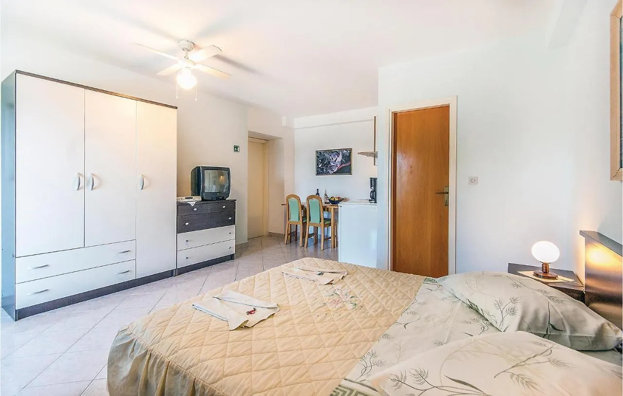Stunning Apartment In Vrsar With House Sea View